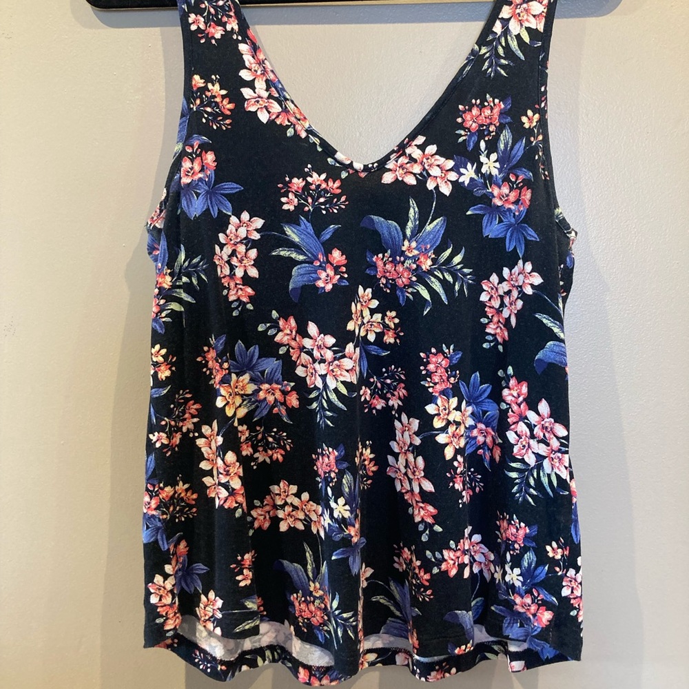 American eagle summer tank!